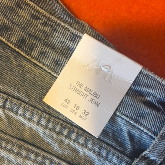 Zara the Malibu straight cut mid rise jeans made in Europe NWT - Picture 8 of 10